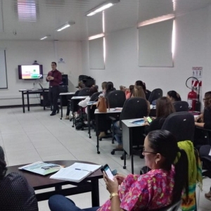 Capacitación a docentes.