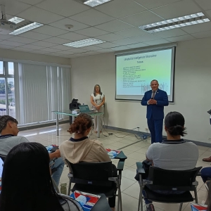 Capacitación UIF estudiantes CTP Agua Zarcas 1